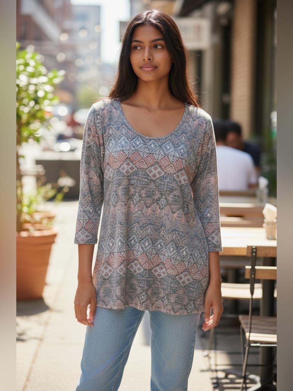 Bobbie Brooks Women’s Geometric Print Long Sleeve Top – Size Large